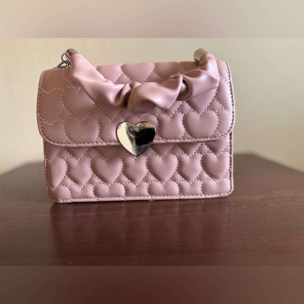 Vegan leather- Pink heart quilted bag